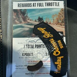 Harley-Davidson 2026 Gold and Black Patch & gold pin